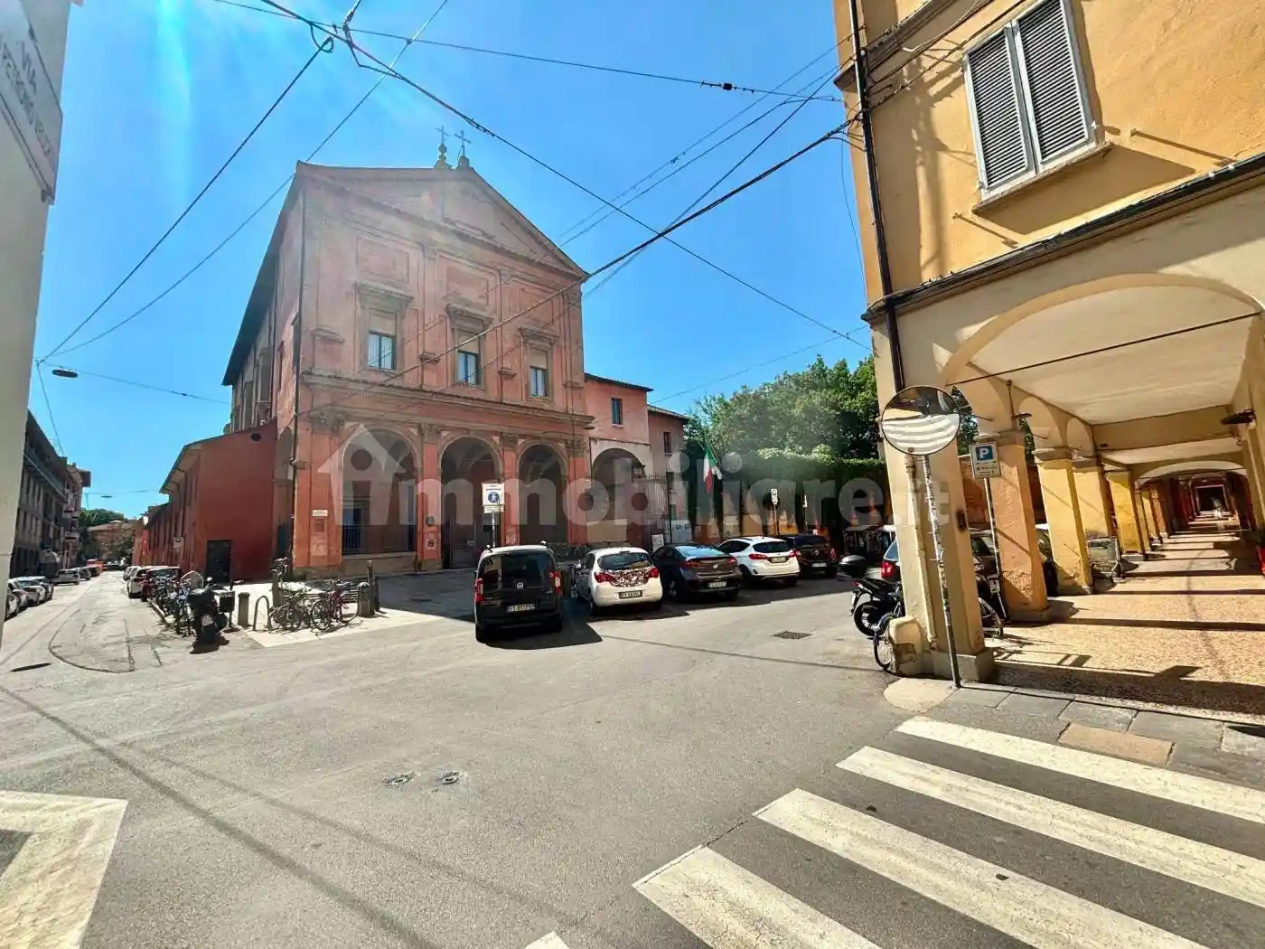 Appartamento in vendita a Bologna