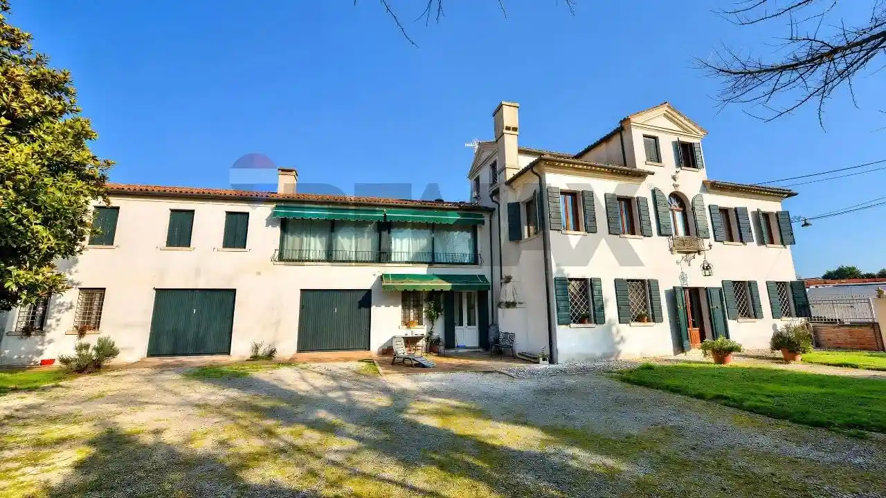 Villa in vendita a Stra