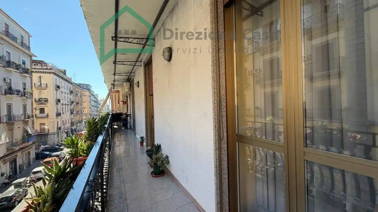 Appartamento in vendita a Napoli