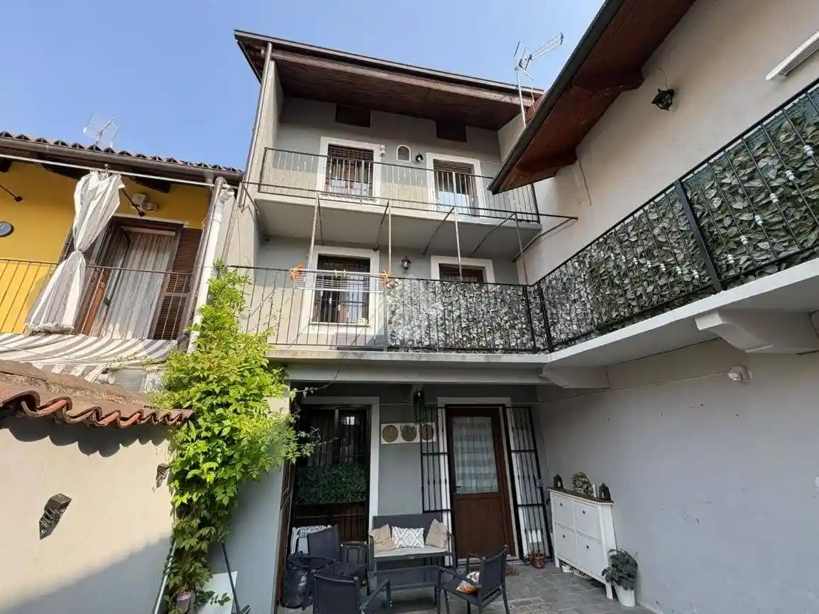 Casa indipendente in vendita a San Maurizio Canavese