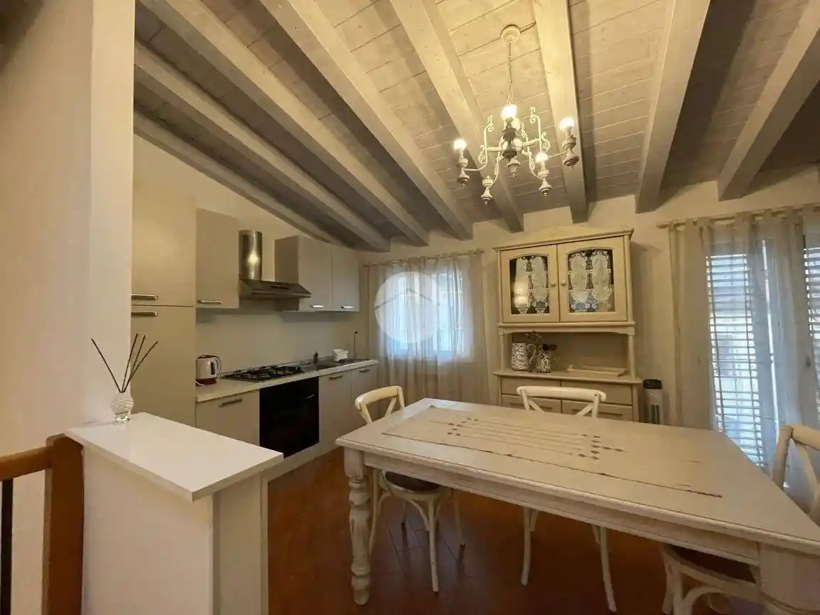 Appartamento in affitto a Padenghe sul Garda