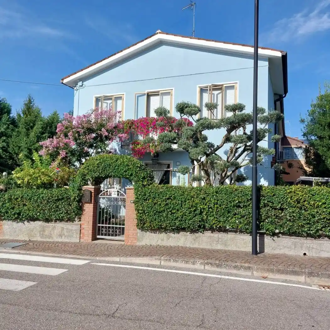 Villa in vendita a Ficarolo