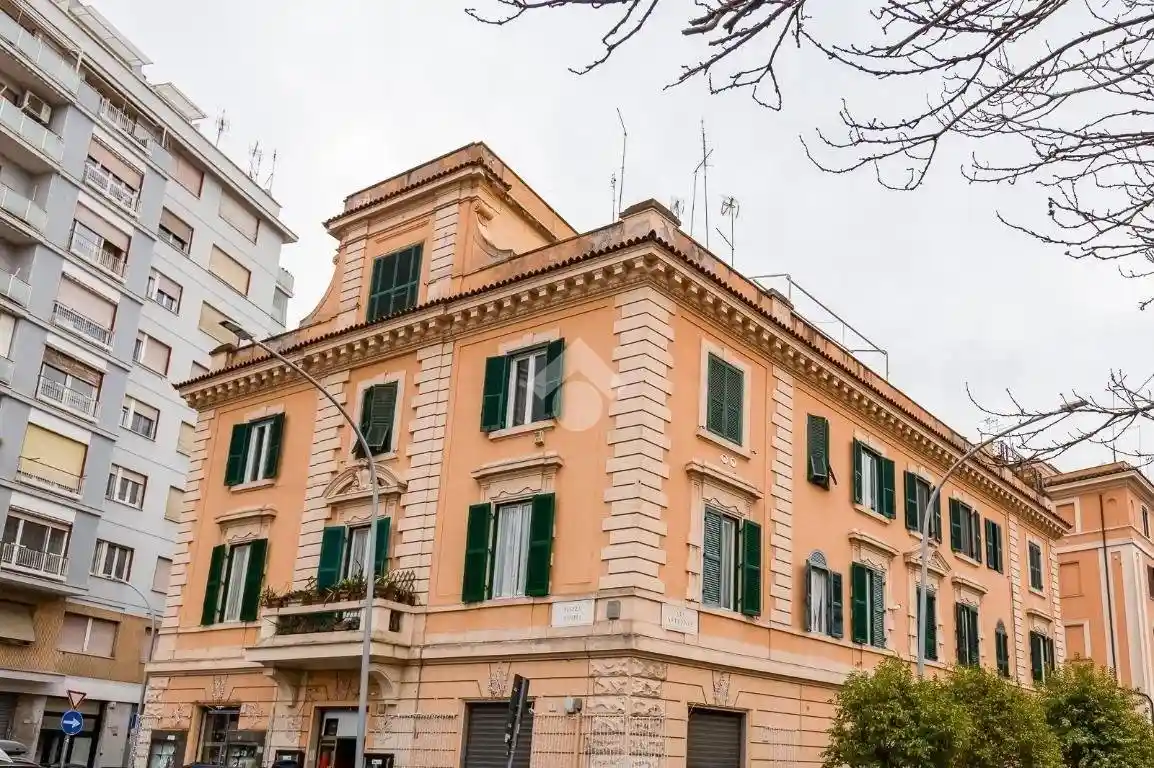 Appartamento in vendita a Roma