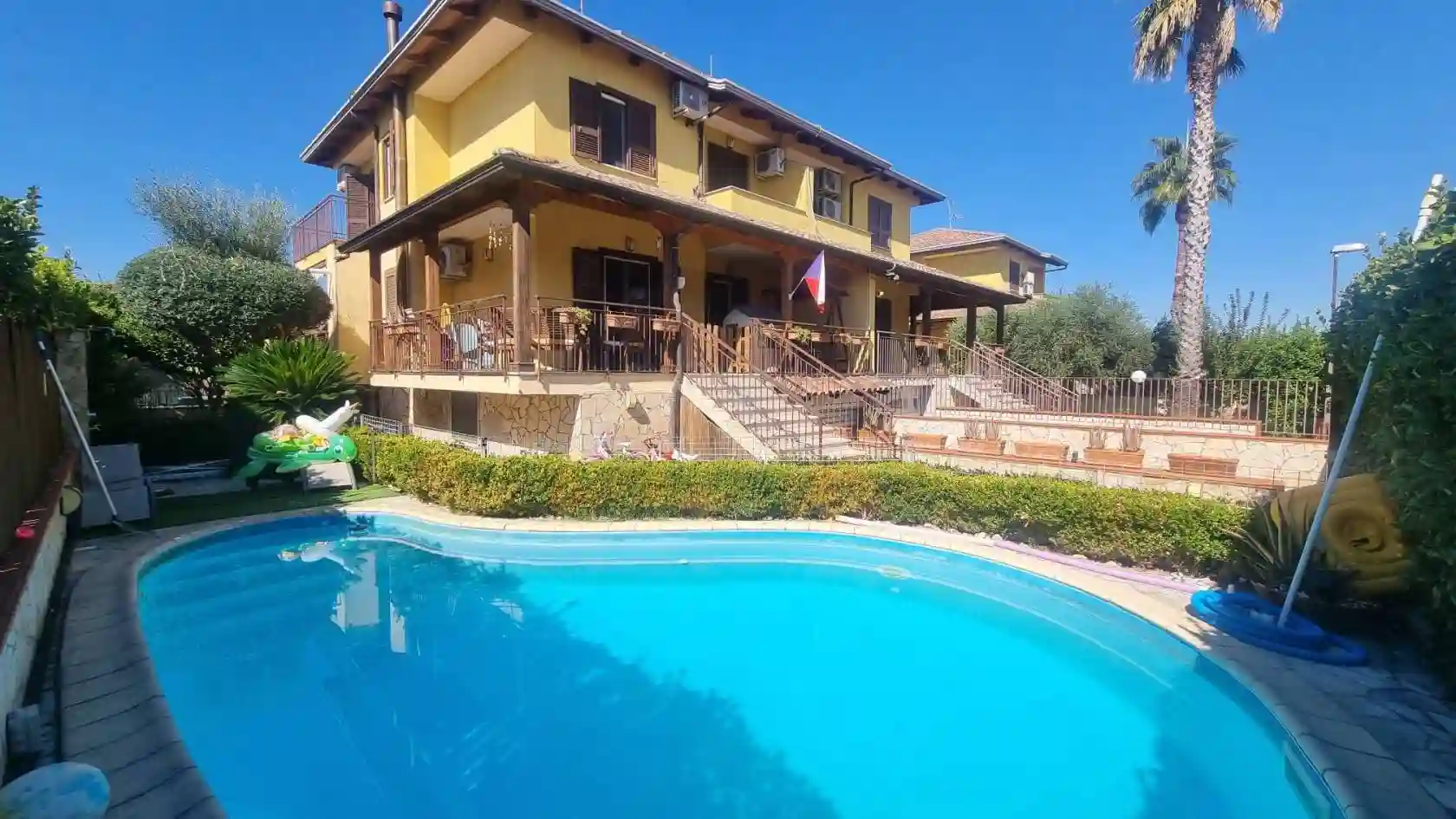 Villa - foto 2