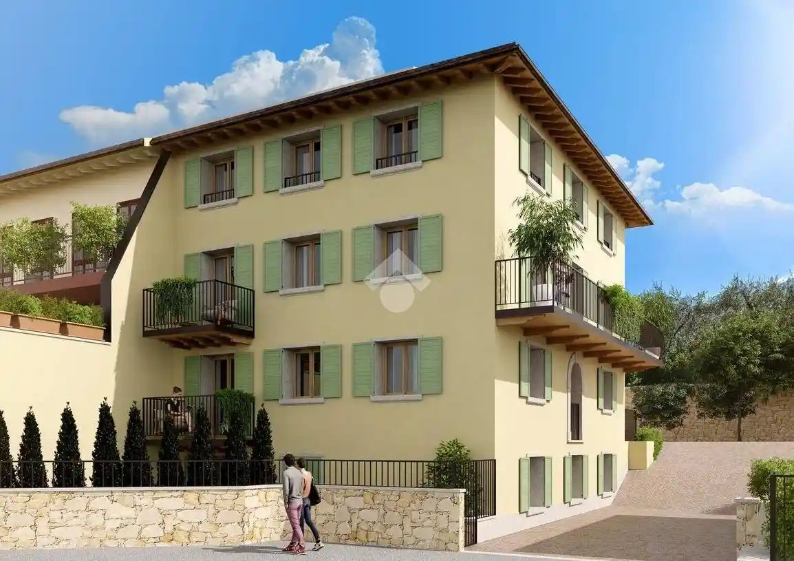 Appartamento in vendita a Brenzone sul Garda