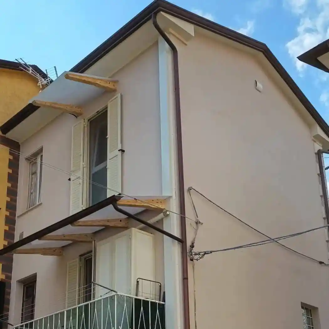 Casa indipendente in vendita a Massa