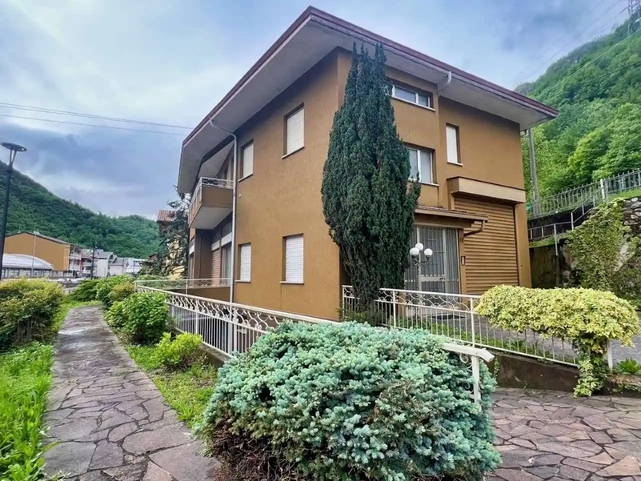 Casa indipendente in vendita a San Pellegrino Terme