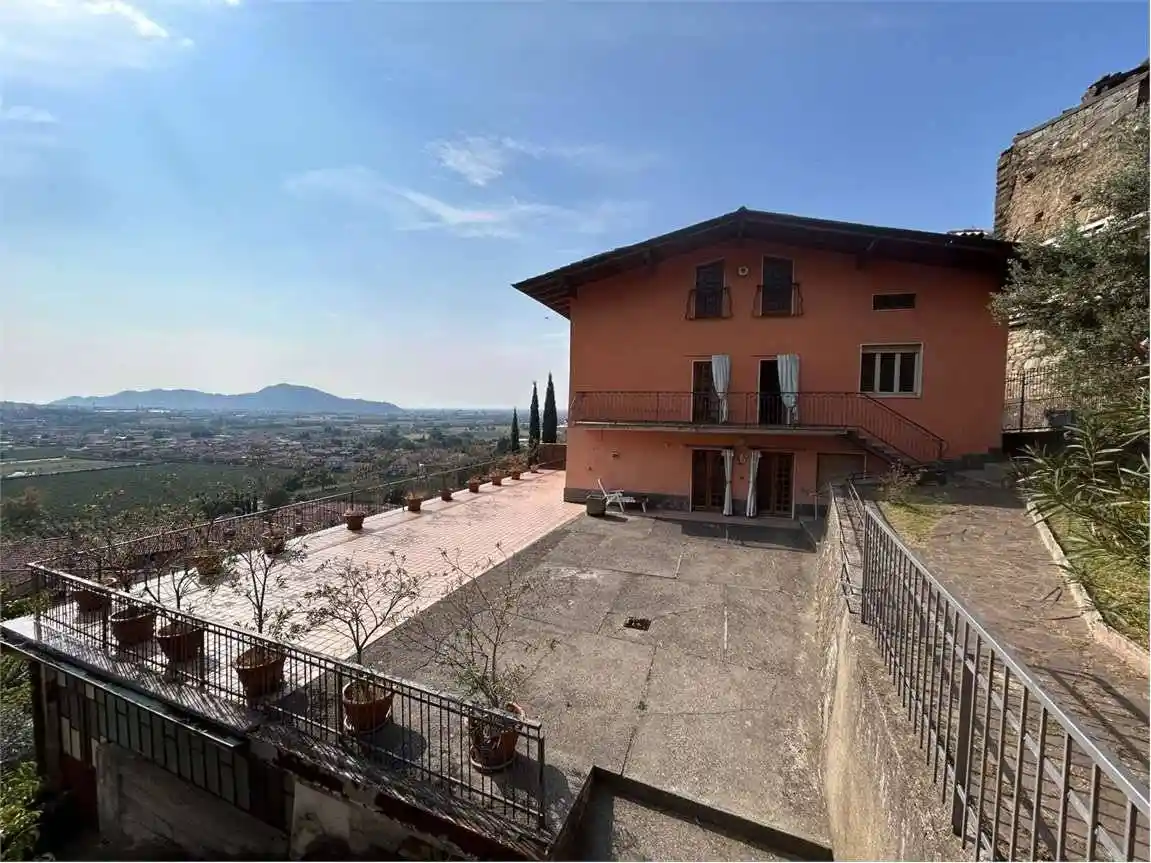 Casa indipendente in vendita a Capriolo
