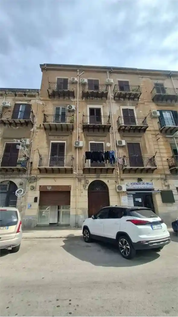 Appartamento in vendita a Palermo