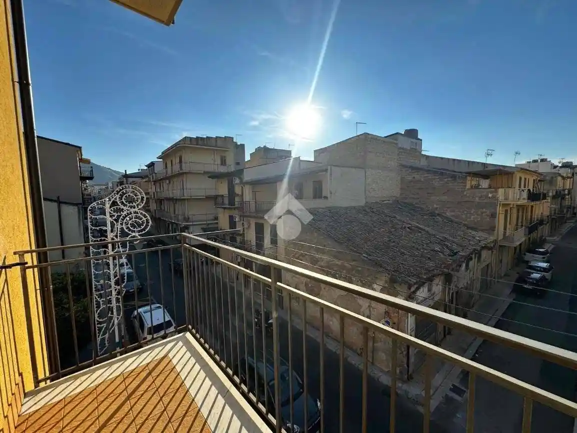 Appartamento in affitto a Altavilla Milicia