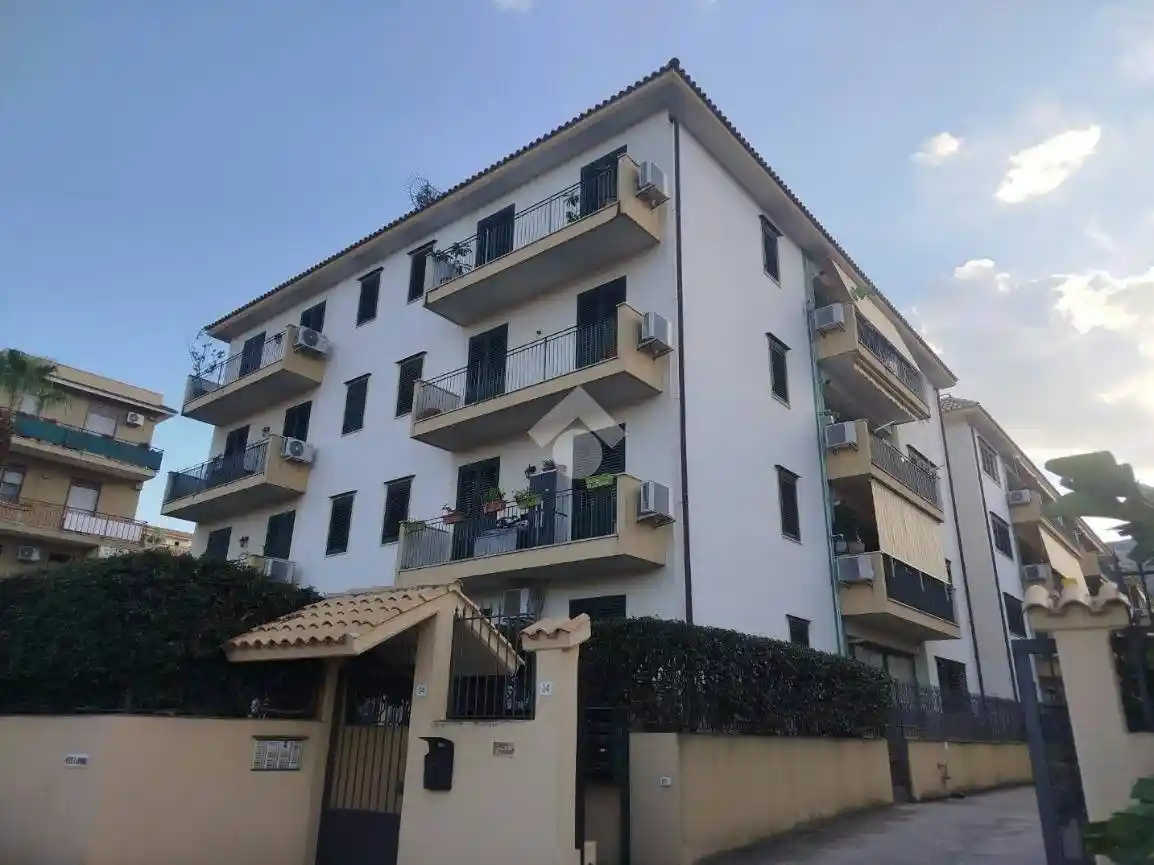 Appartamento in affitto a Palermo