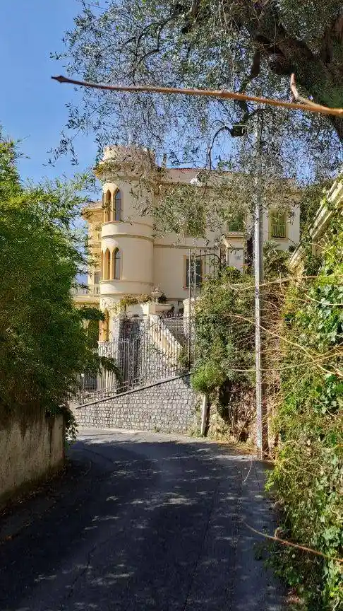 Villa in vendita a Alassio