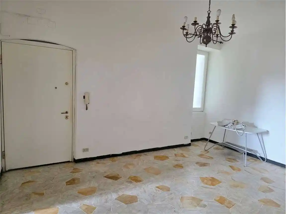 Appartamento in vendita a Genova