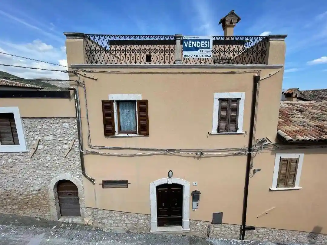Villa in vendita a Carapelle Calvisio