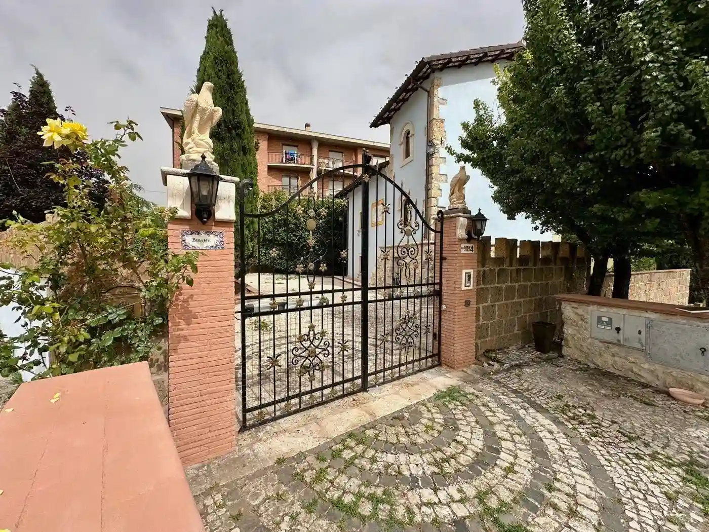 Villa - foto 2