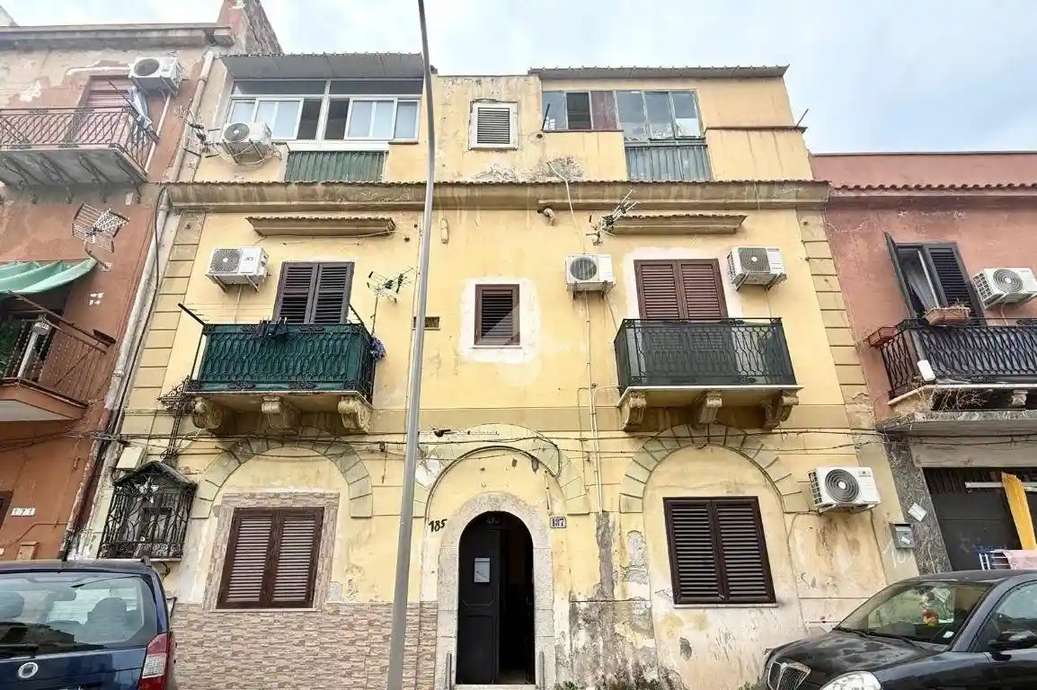 Appartamento in vendita a Palermo