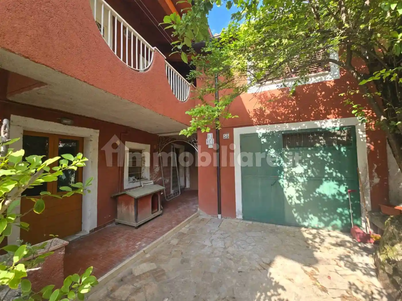 Villa in vendita a Pizzoli
