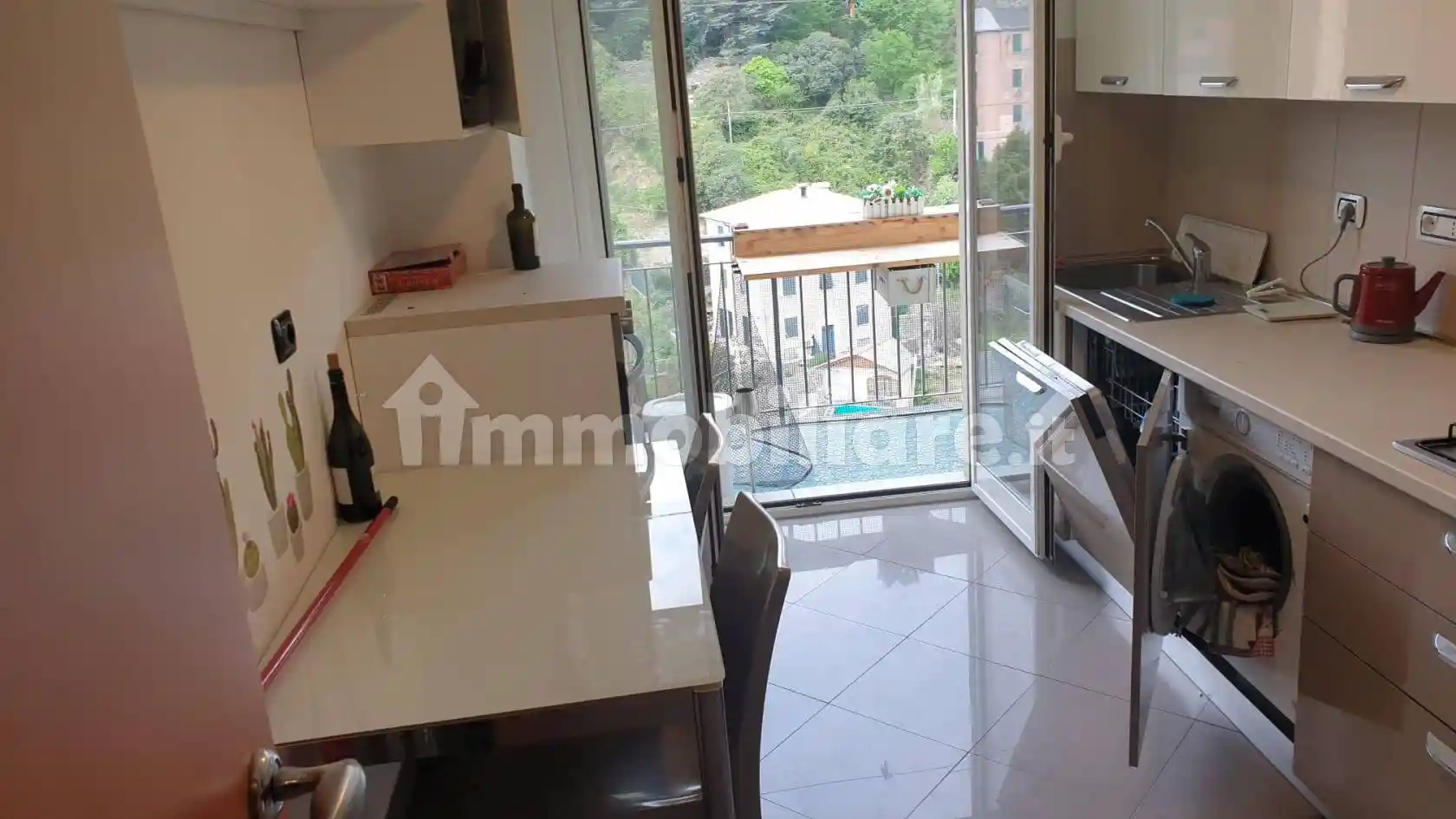 Appartamento in vendita a Genova