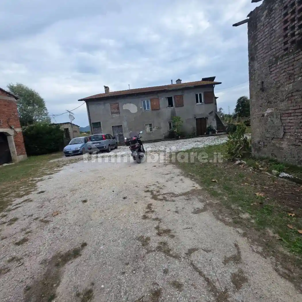 Rustico - Casale in vendita a Pietrasanta