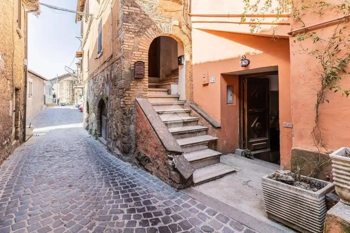 Appartamento in affitto a Campagnano di Roma