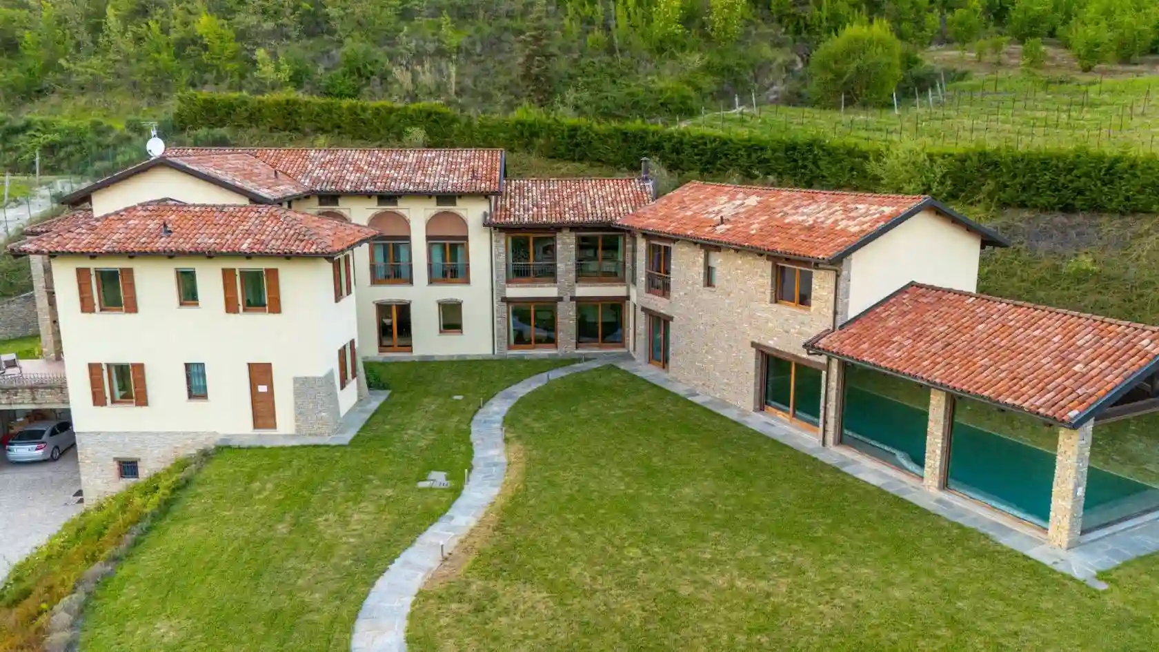 Villa - foto 2