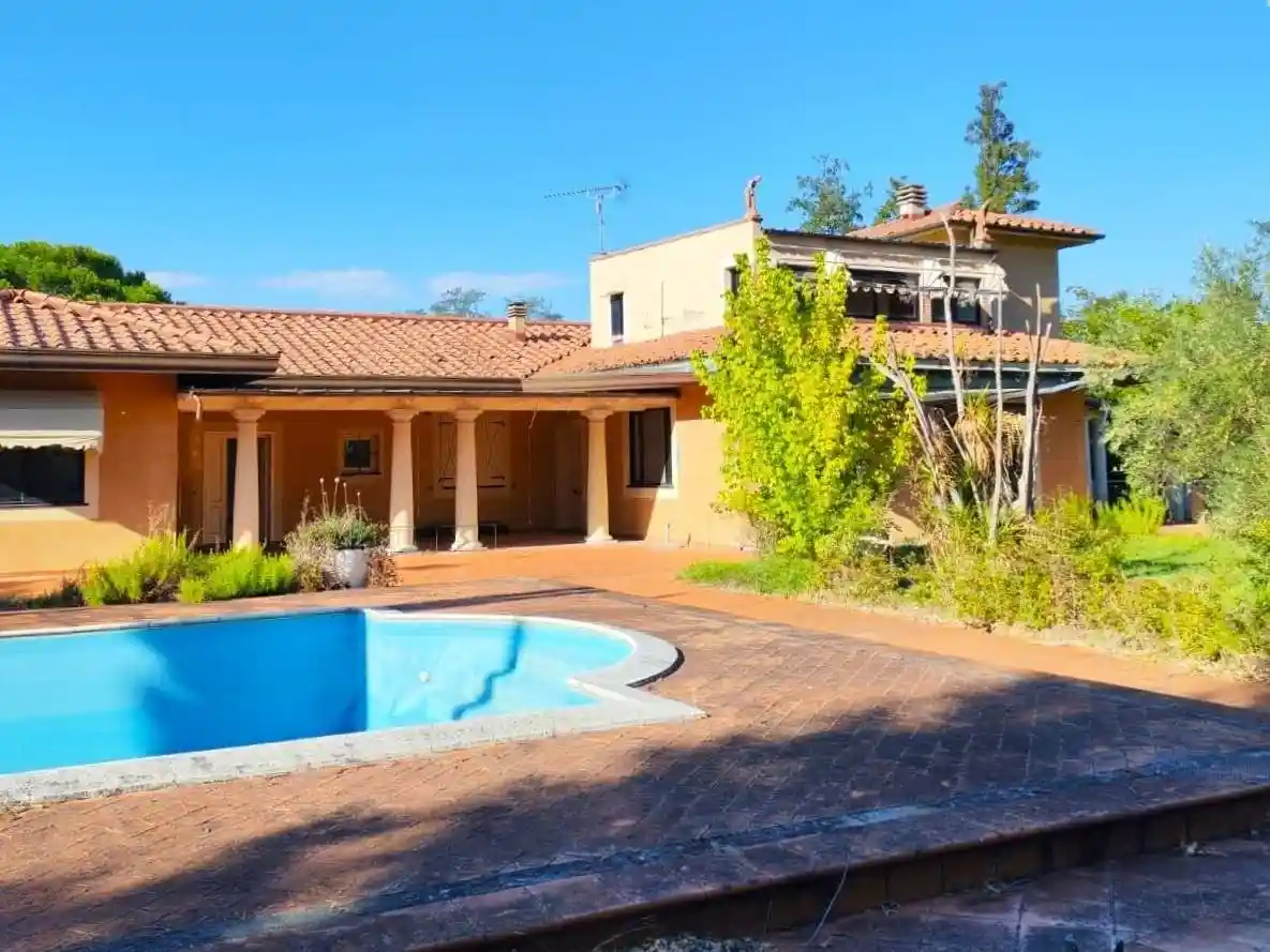 Villa in vendita a Casciana Terme Lari