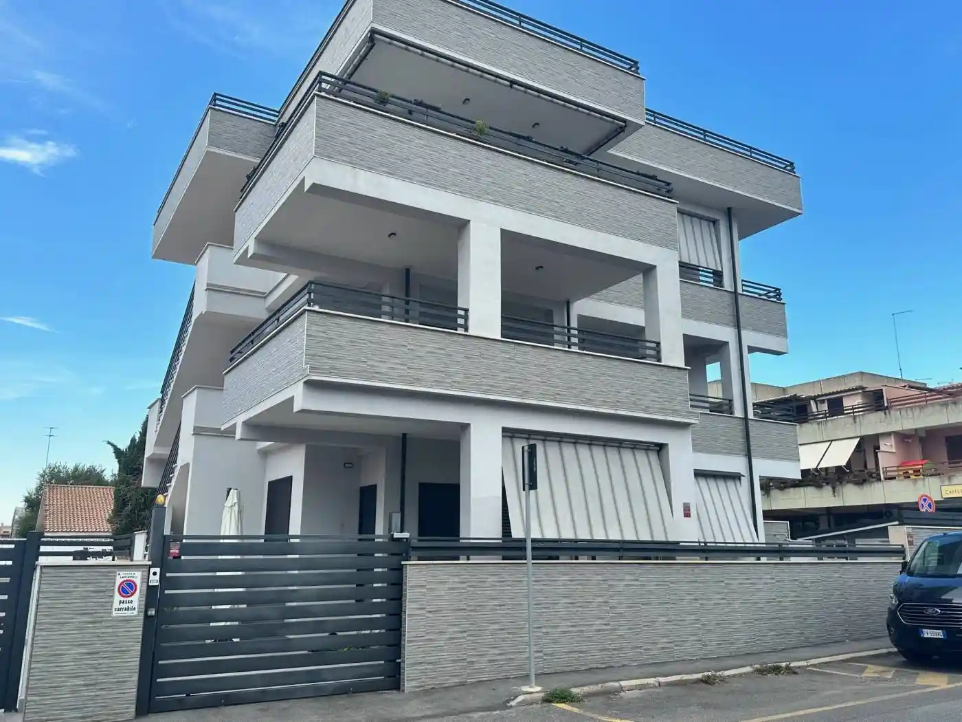 Appartamento in vendita a Ladispoli