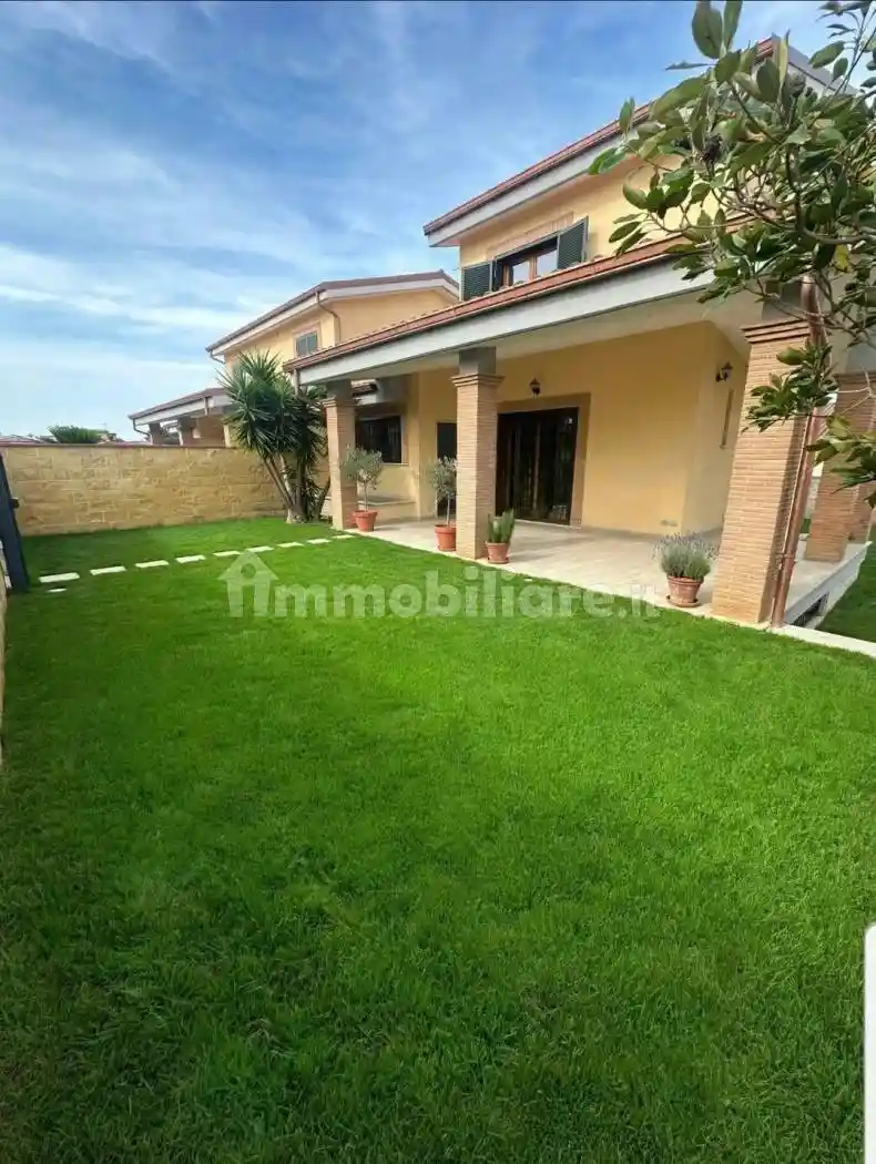 Villetta a schiera in vendita a Anzio