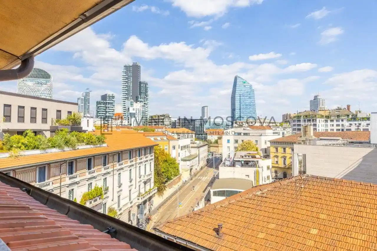 Appartamento in vendita a Milano