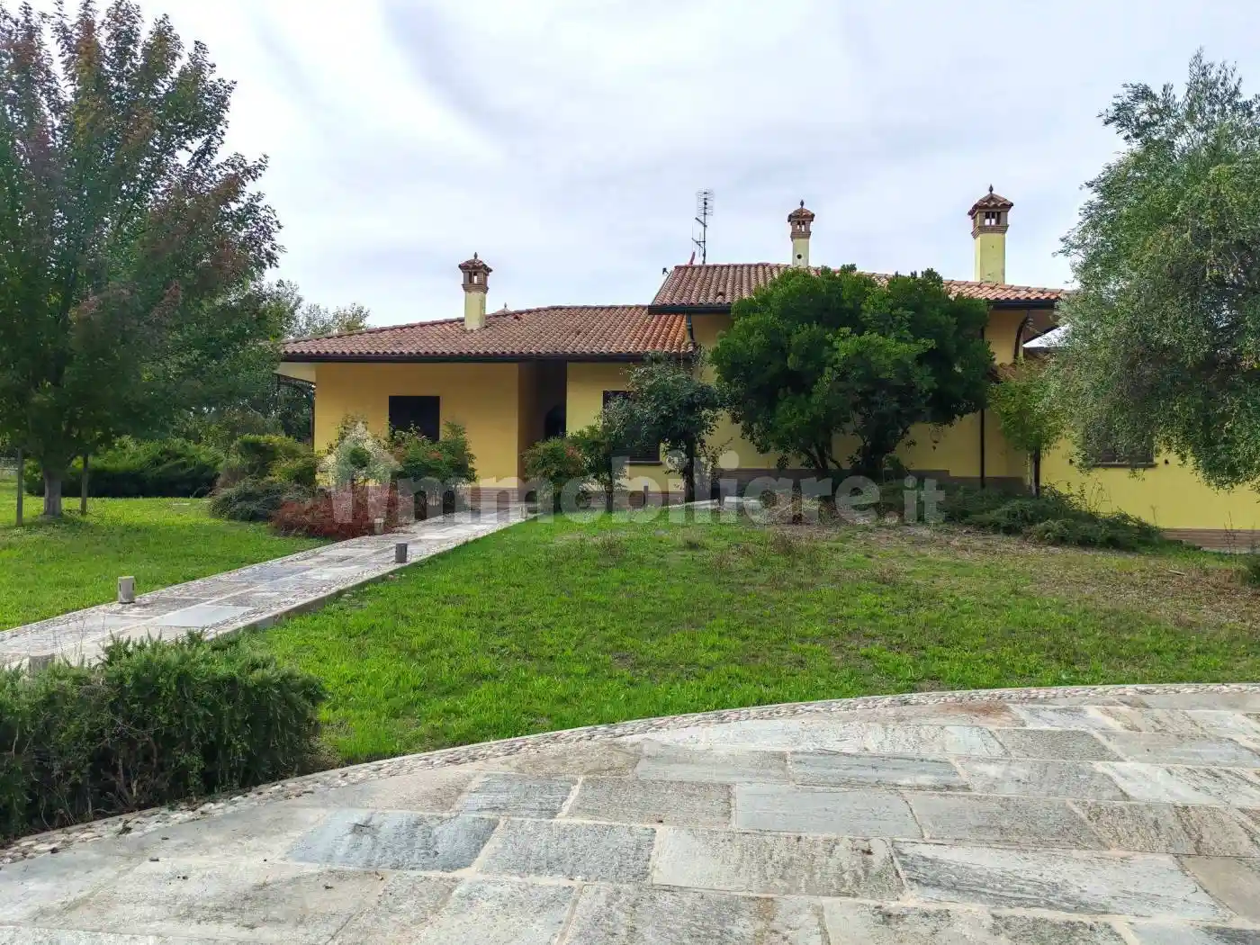 Villa in vendita a Forlì