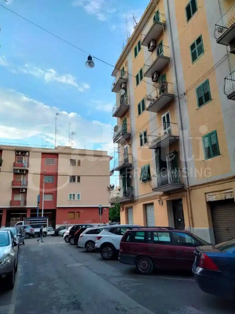 Appartamento in affitto a Taranto