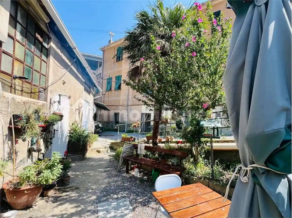 Appartamento in vendita a Genova