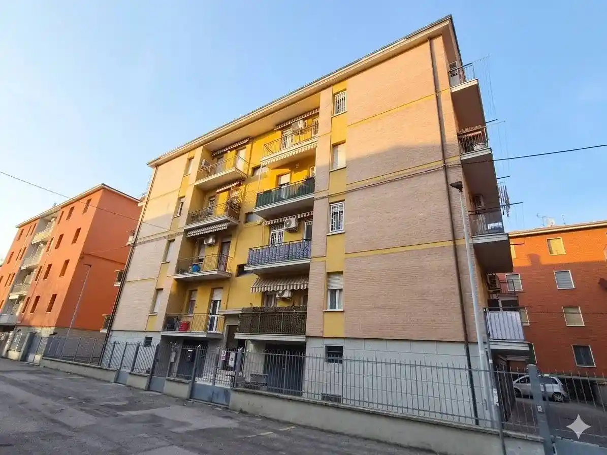 Appartamento in vendita a Casalecchio di Reno