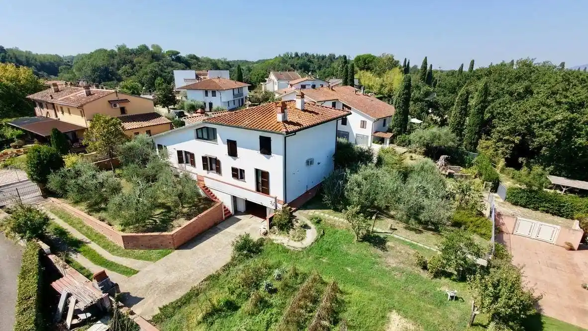 Casa indipendente in vendita a Pontedera