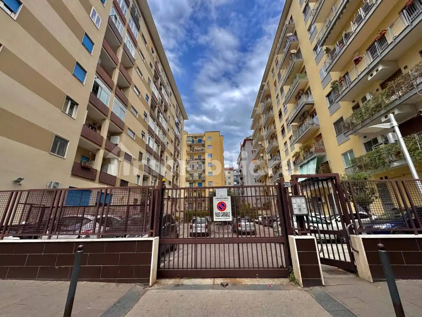 Appartamento in vendita a Napoli