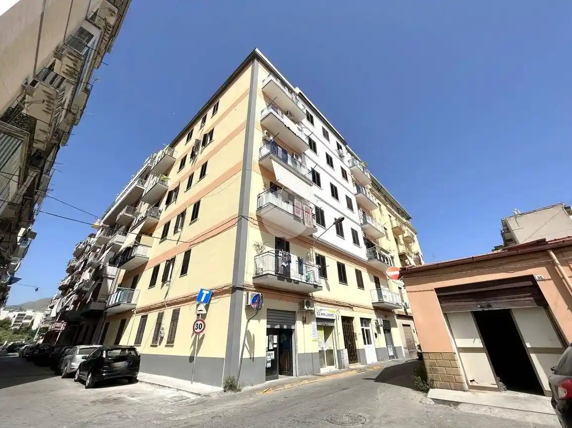 Appartamento in vendita a Palermo