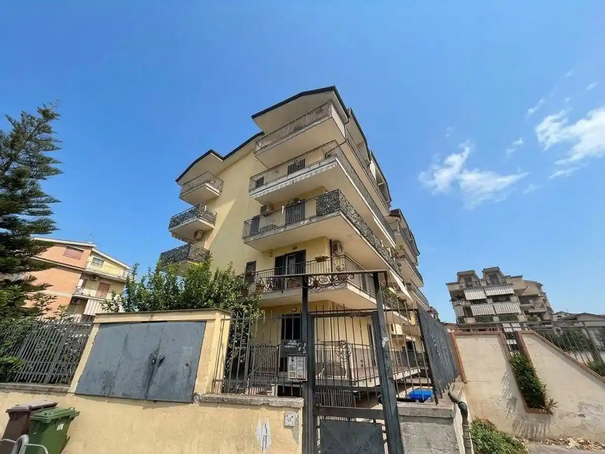 Appartamento in vendita a Acerra