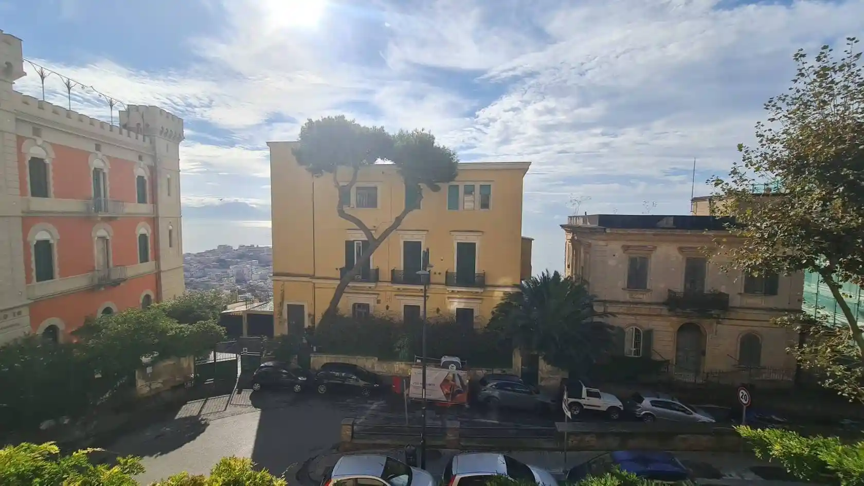 Appartamento in vendita a Napoli