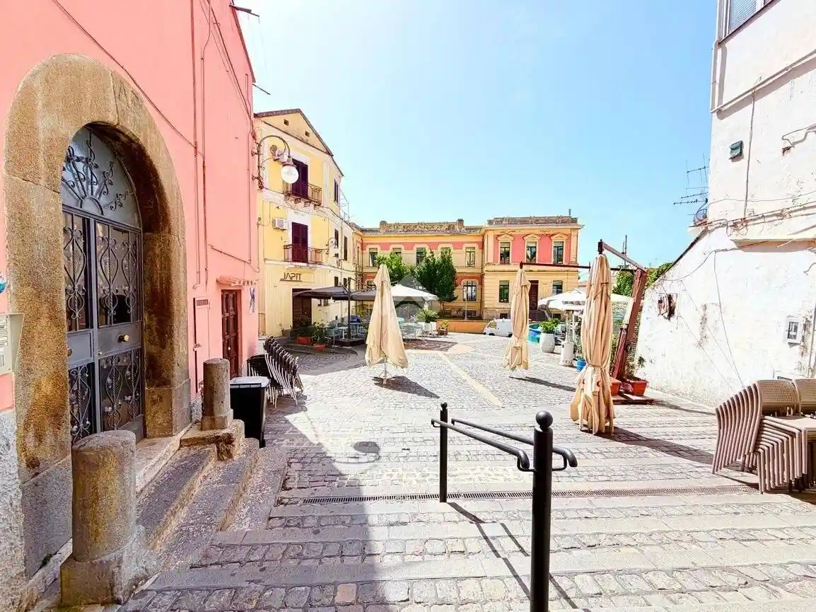 Appartamento in vendita a Vietri sul Mare