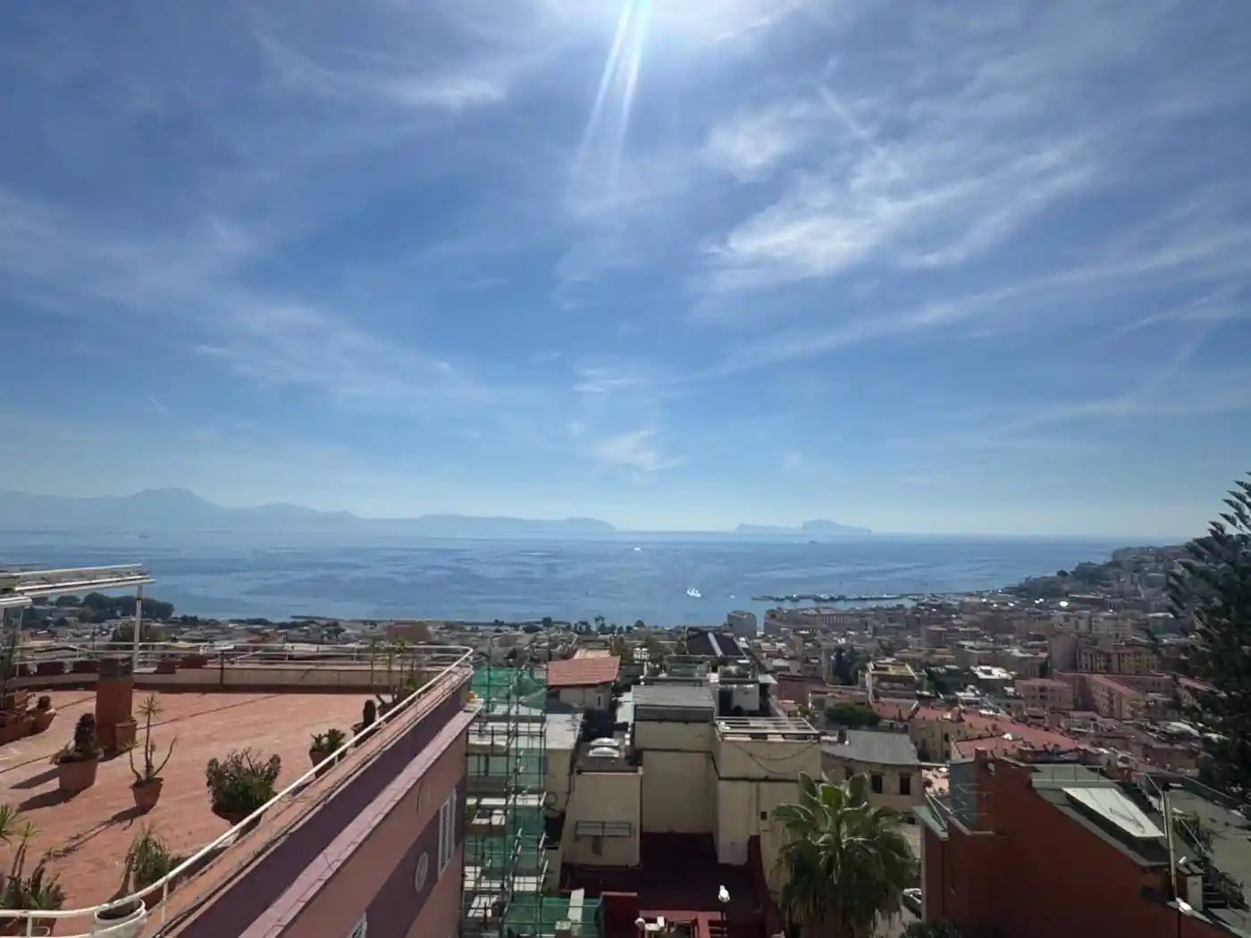 Appartamento in vendita a Napoli