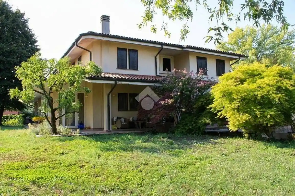 Villa in vendita a Gazzo