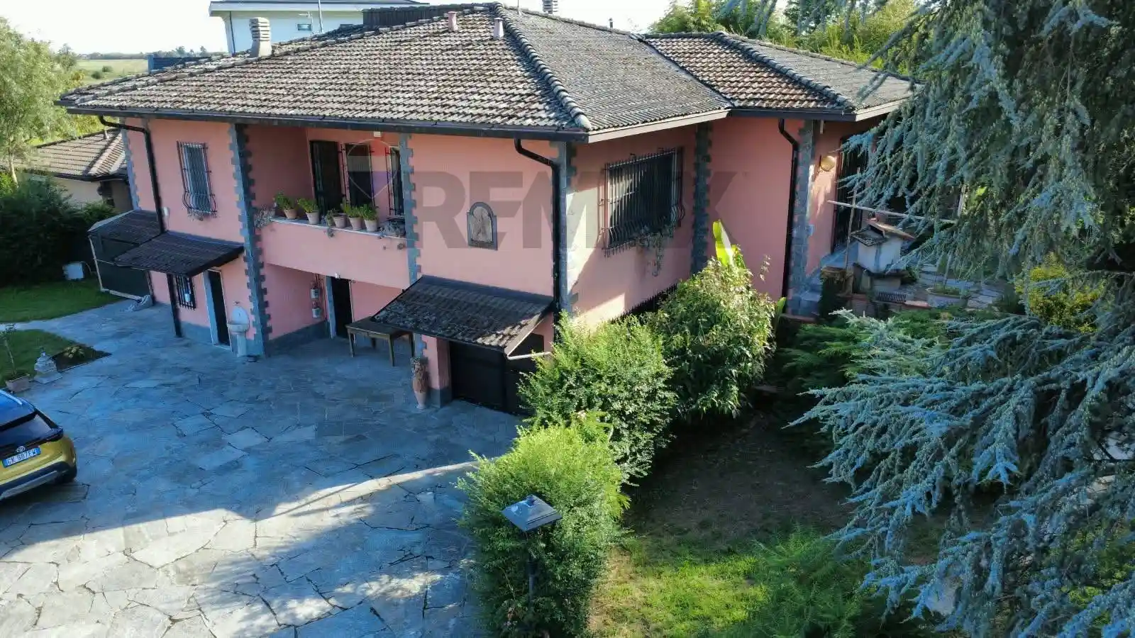 Villa in vendita a Melegnano
