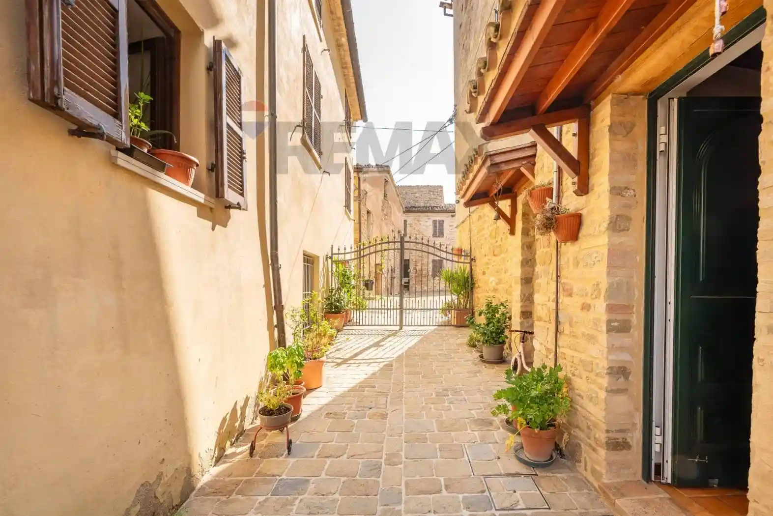 Casa indipendente in vendita a Cupramontana