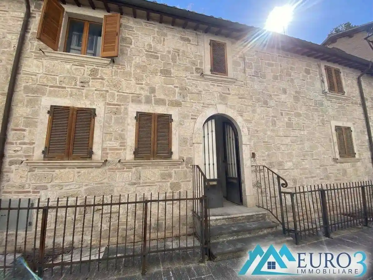 Casa indipendente in vendita a Ascoli Piceno