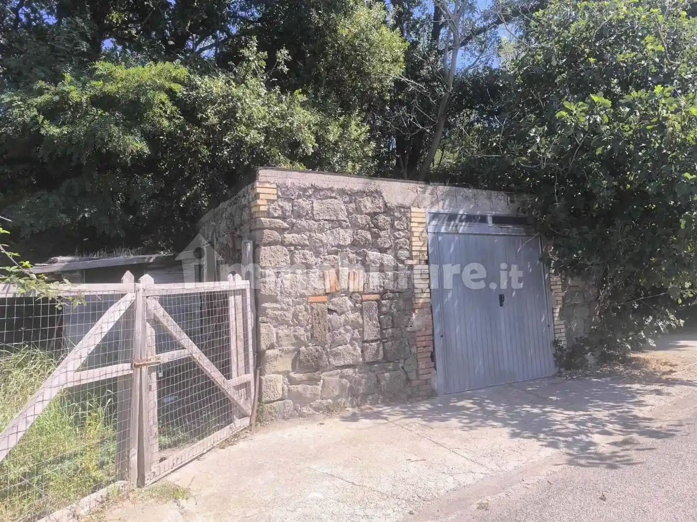 Rustico - Casale in vendita a Montefiascone