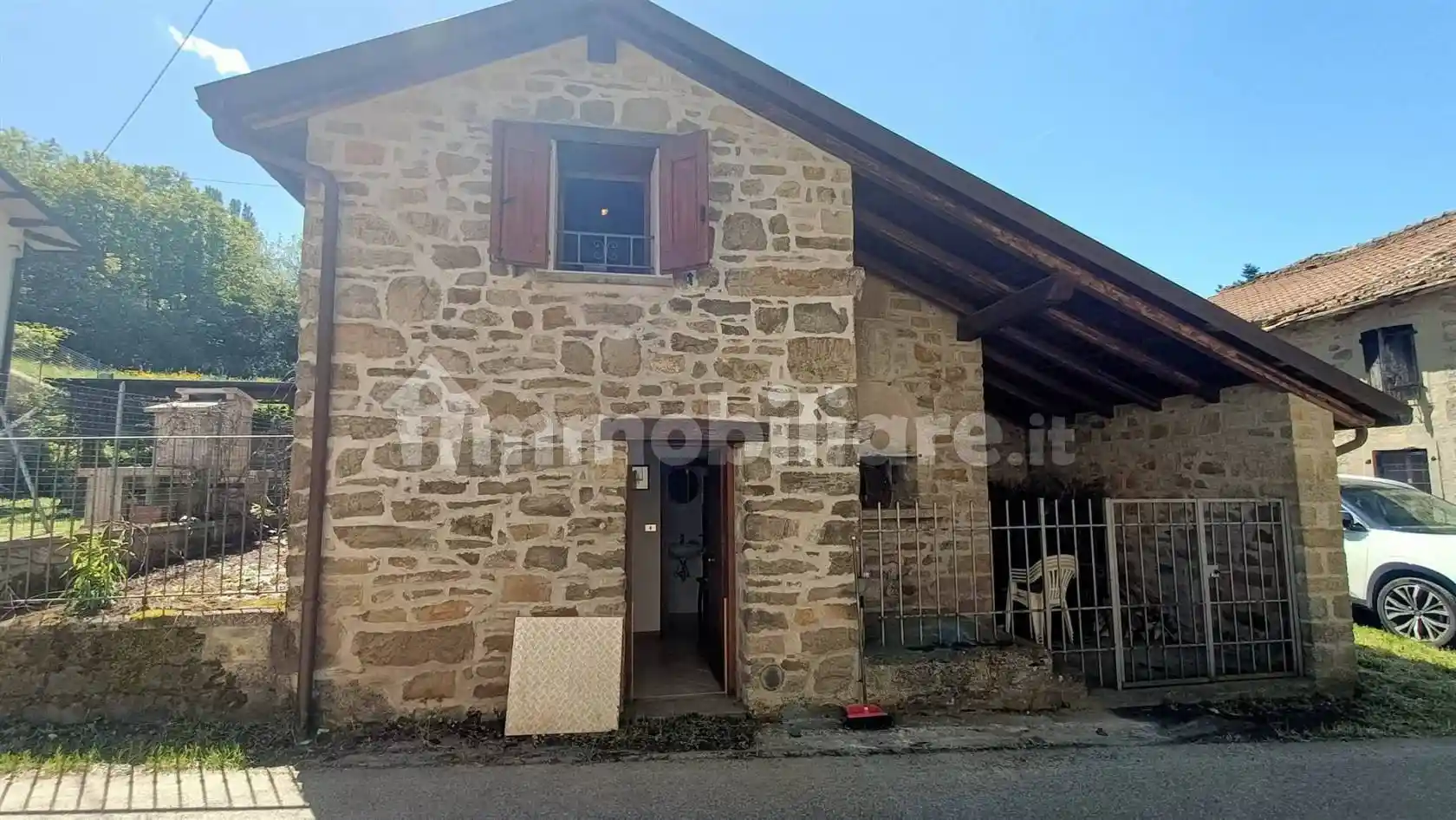 Casa indipendente in vendita a San Benedetto Val di Sambro