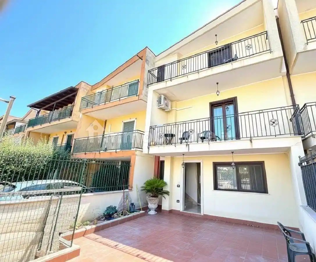 Villetta a schiera in vendita a Mondragone