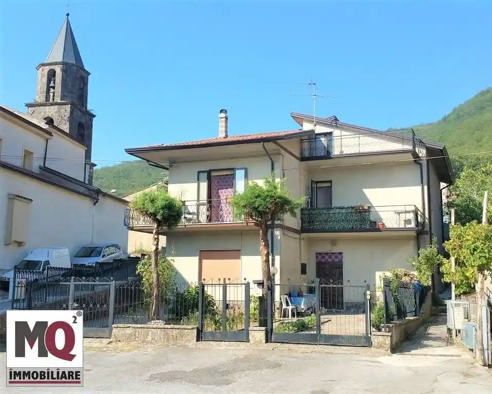 Villa in vendita a Roccamonfina