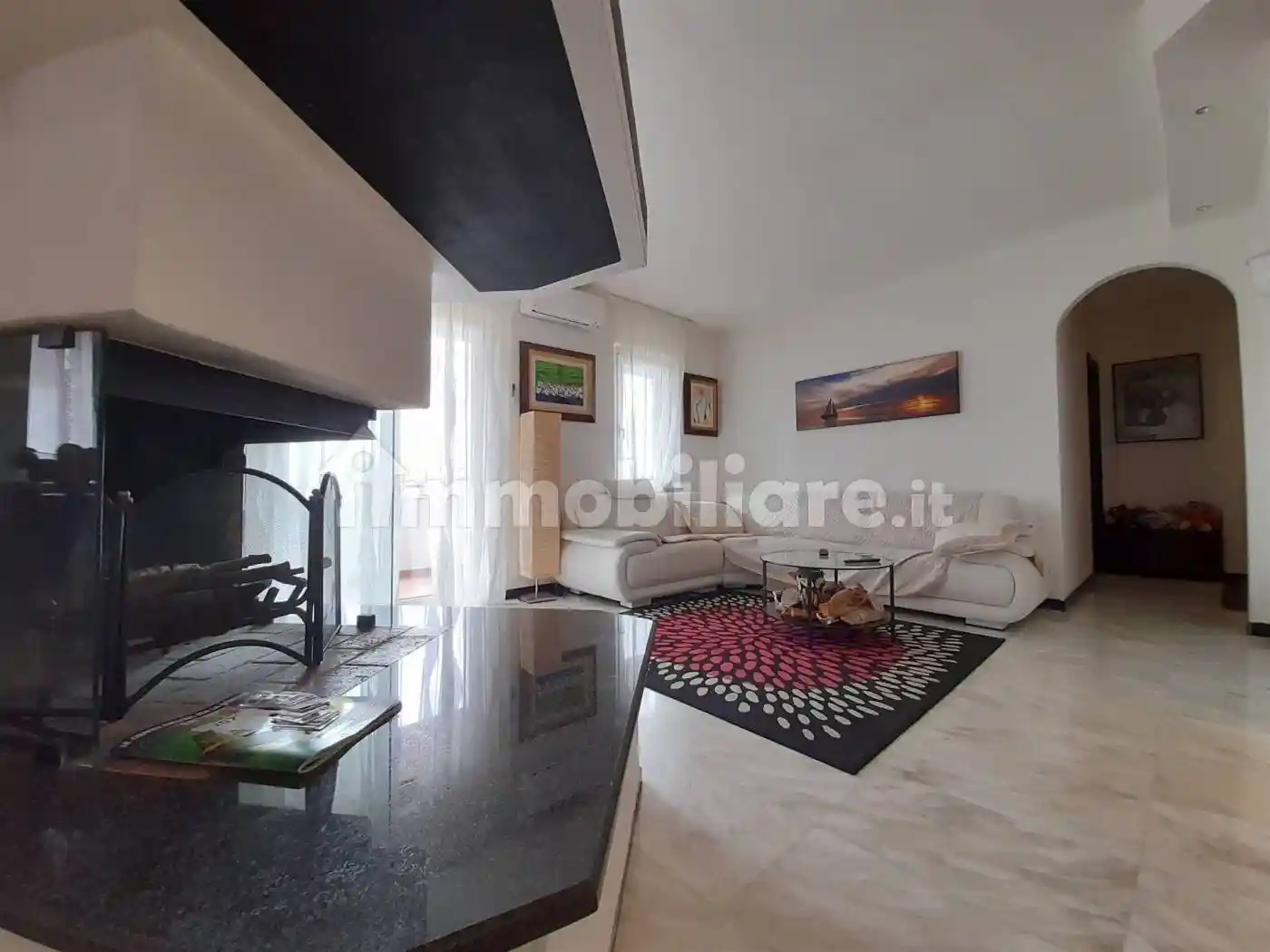 Casa indipendente in vendita a Sarzana