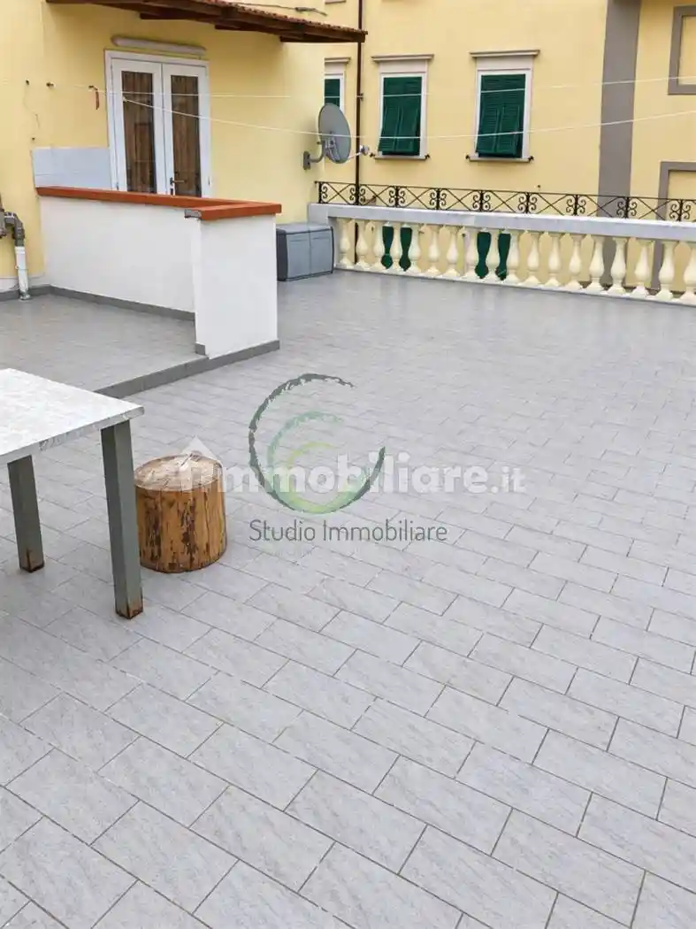 Appartamento in vendita a Livorno
